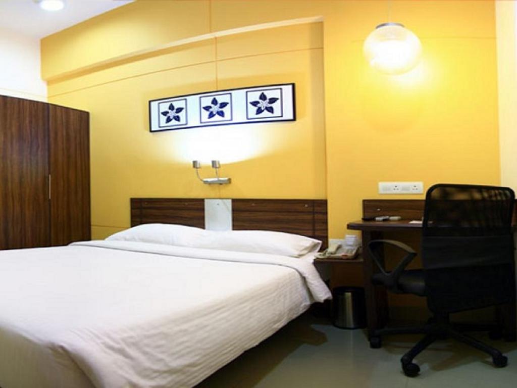 Faridabad Hotel Exterior photo